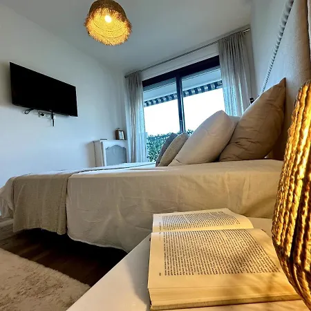 Elegant Et Spacieux 3 Pieces, Centre