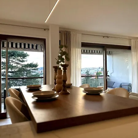 Elegant Et Spacieux 3 Pieces, Centre Apartment *
