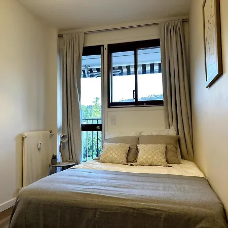 Elegant Et Spacieux 3 Pieces, Centre