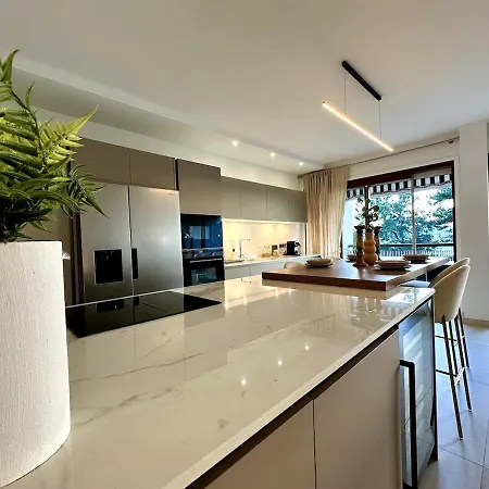Apartamento Elégant Et Spacieux 3 Pièces, Centre *